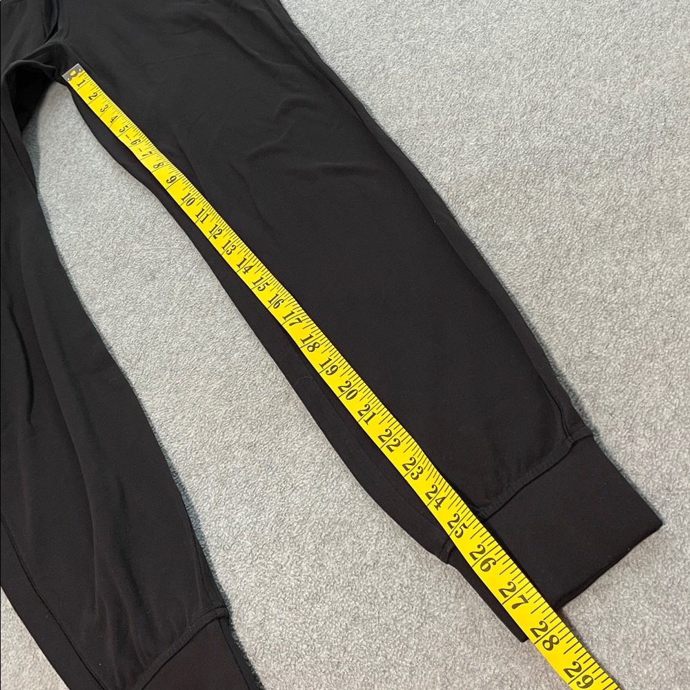 Lululemon Ready To Rulu Jogger Pants Size 2 Black Athletic Active Athleisure - Picture 3 of 7